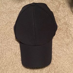 Black ball cap by Lululemon-New!